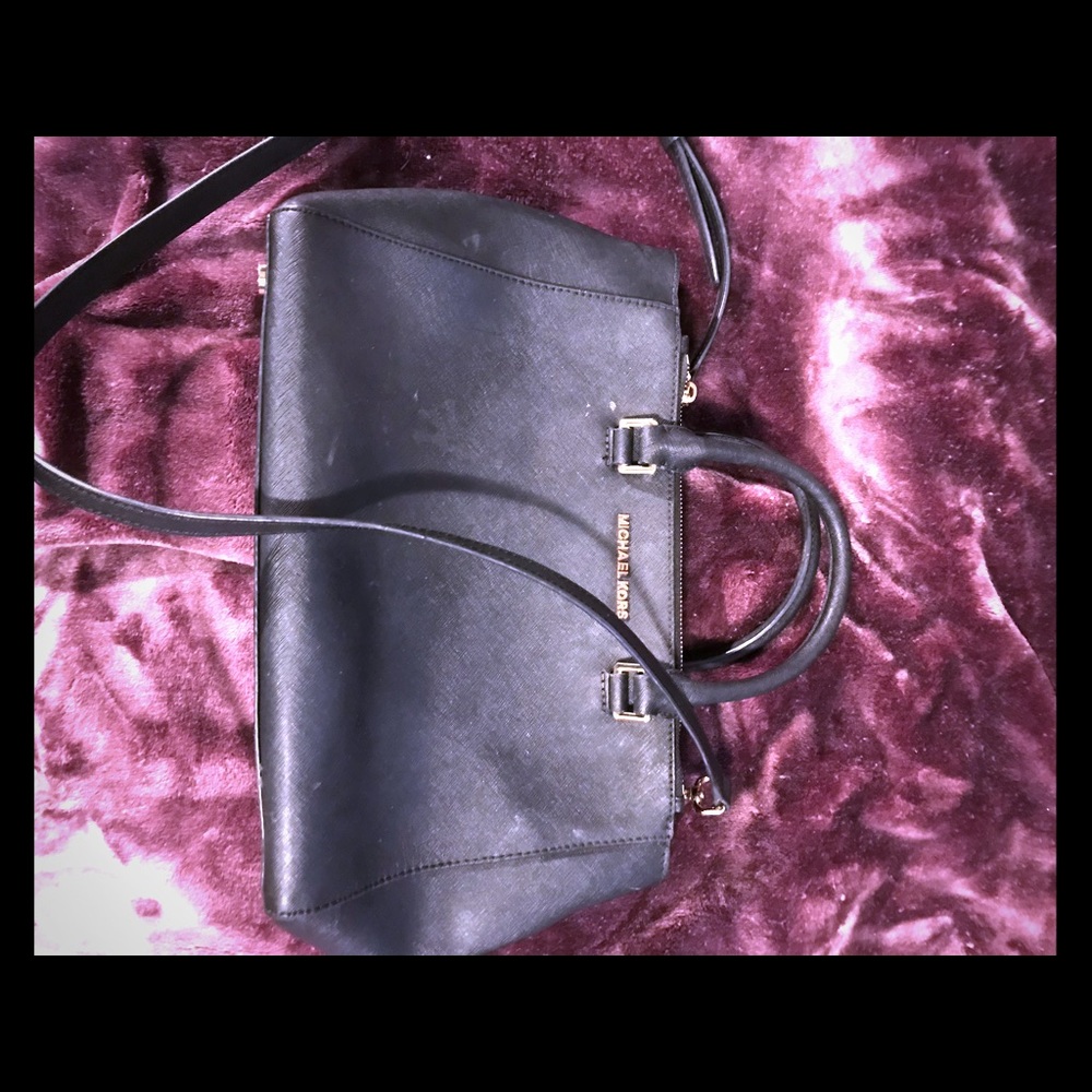 Authentic Michael Kors Satchel w/ Crossbody Strap